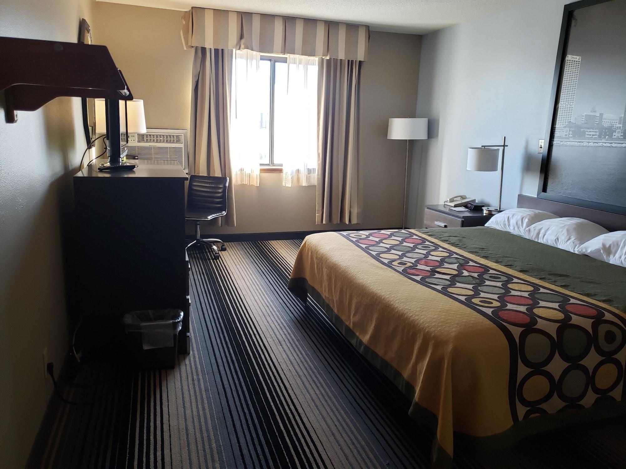 Hotel Super 8 By Wyndham Milwaukee Airport Exterior foto