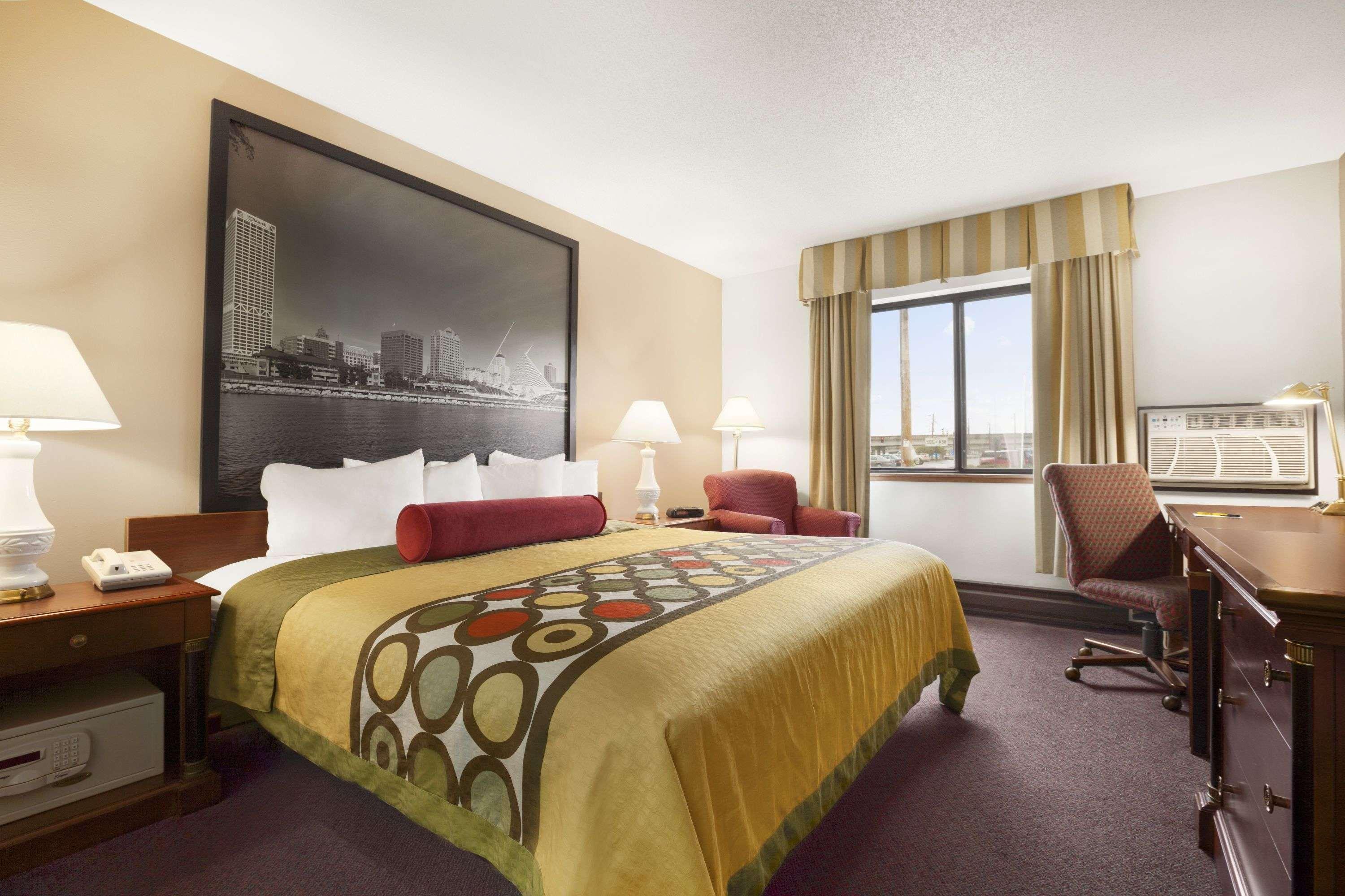 Hotel Super 8 By Wyndham Milwaukee Airport Exterior foto